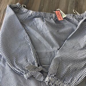 Vineyard Vines Women’s Top size 8 NWT